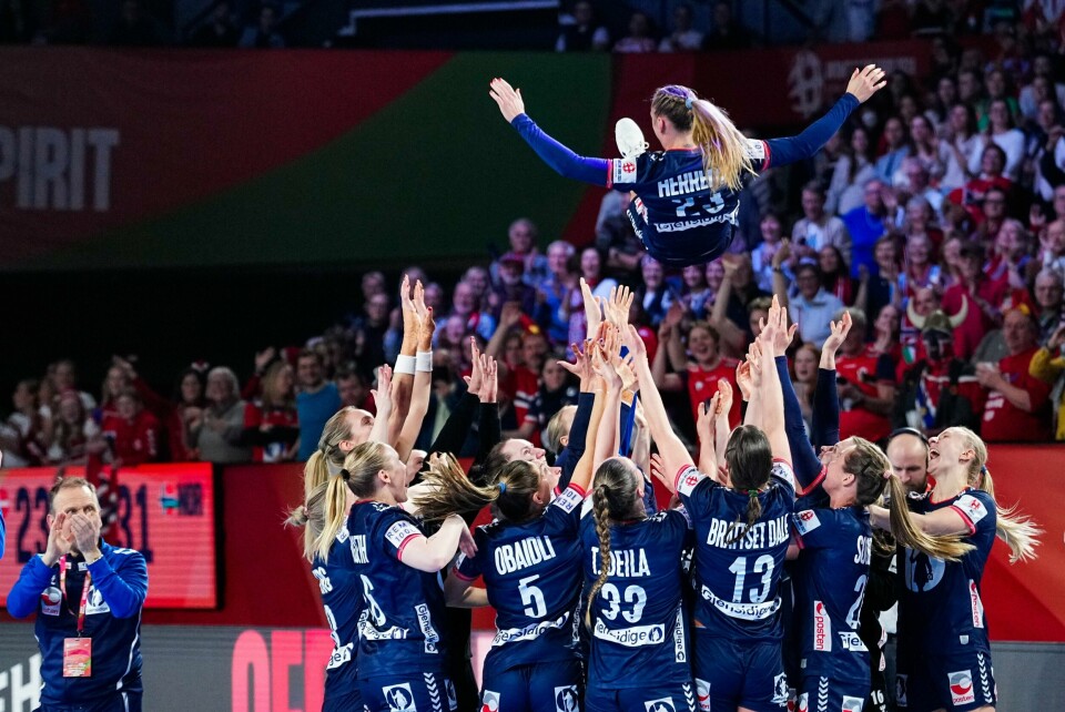 Dersom Sebastian Coe blir IOC-president kan de norske håndballjentene måtte spiller vinter-OL i stedet for sommer-OL. Dersom Sebastian Coe blir IOC-president kan de norske håndballjentene måtte spiller vinter-OL i stedet for sommer-OL. Foto: Beate Oma Dahle / NTB