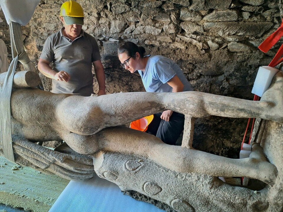 Hermes-statuen ble funnet av arkeologer i Bulgaria. Hermes-statuen ble funnet av arkeologer i Bulgaria.