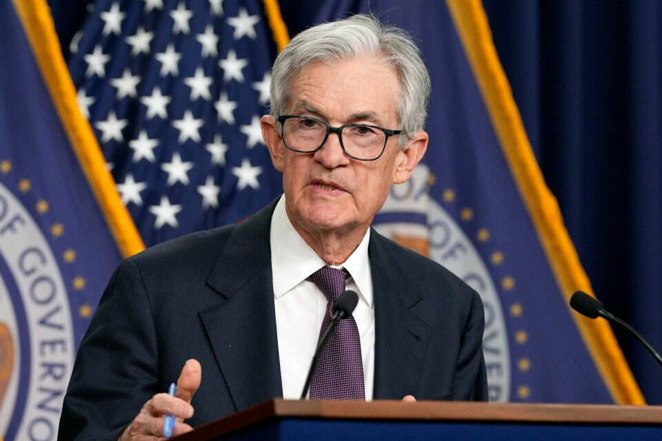 USAs sentralbanksjef Jerome Powell kunngjorde et nytt rentekutt på onsdag, men varslet samtidig at banken kun venter to rentekutt neste år. Det slo hardt ut på Wall Street. USAs sentralbanksjef Jerome Powell kunngjorde et nytt rentekutt på onsdag, men varslet samtidig at banken kun venter to rentekutt neste år. Det slo hardt ut på Wall Street. Foto: Jacquelyn Martin / AP / NTB