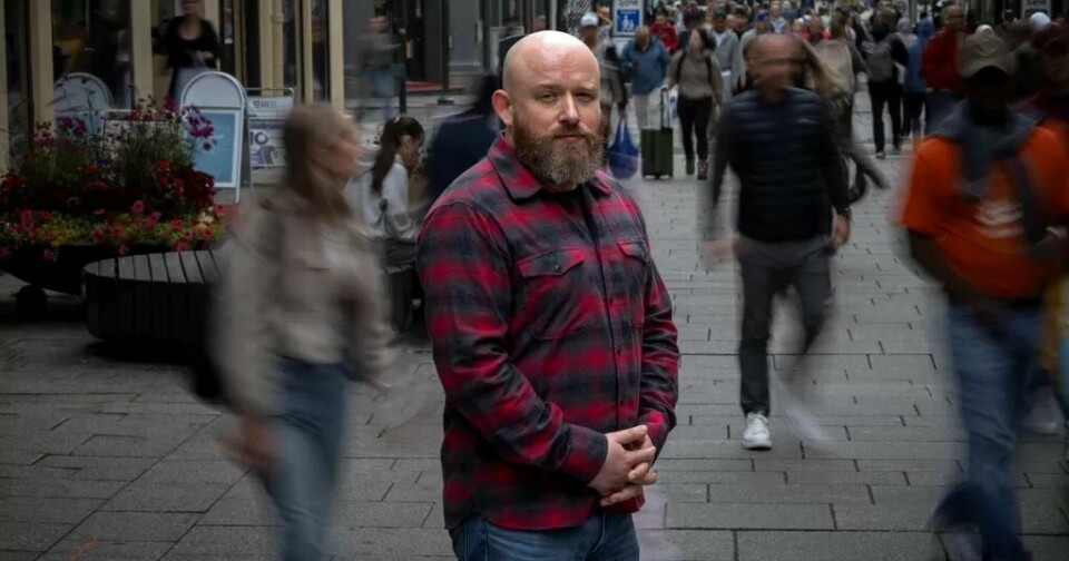 Alexander Karlsen sier at avskjeden i politiet kom helt ut av det blå. Alexander Karlsen sier at avskjeden i politiet kom helt ut av det blå.