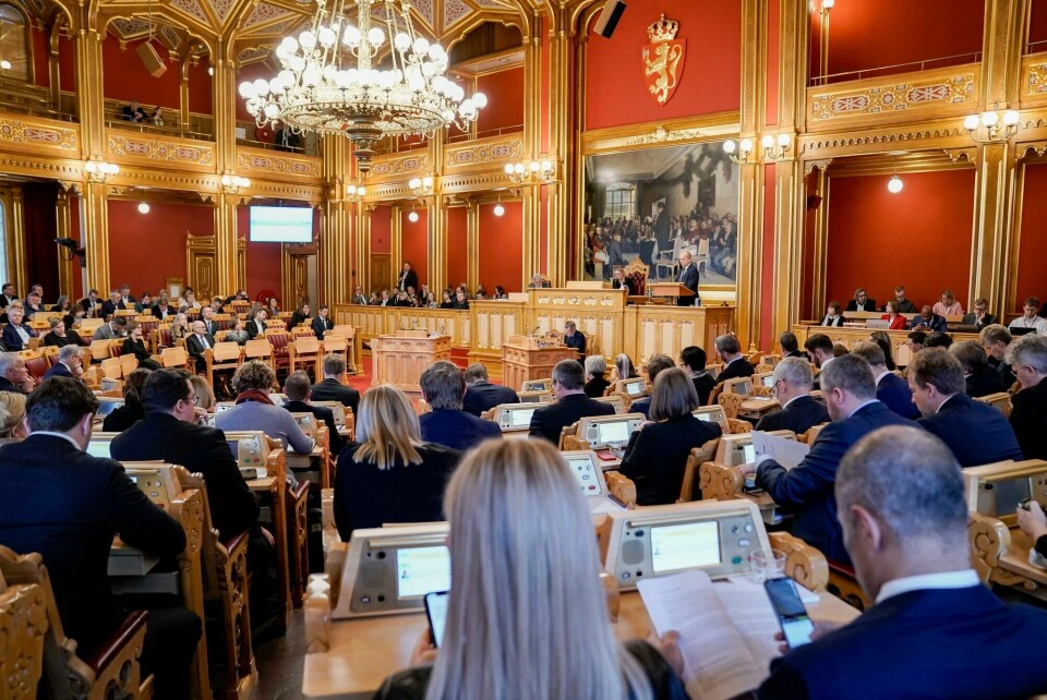 Stortingsrepresentantene samlet under høstens fremleggelse av endringer i statsbudsjettet. Det er Stortinget selv som fastsetter representantenes godtgjørelse. Stortinget