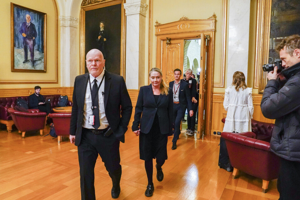 Stortingspresident Eva Kristin Hansen på vei til skjebnemøte med de parlamentariske lederne 18. november. Hun trakk seg som president senere samme dag. Eva Kristin Hansen