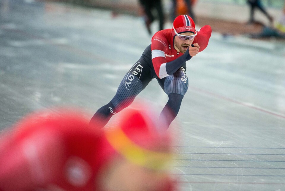 Kristian Ulekleiv i aksjon under 1500m for menn under World Cup i Sørmarka Arena i høst. Snart kan den interkommunalt eide arenaen få navnet til et oljeselskap. Sørmarka Arena.