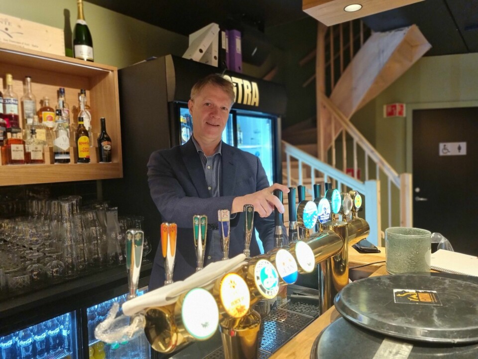 Leif Birger Hovland, daglig leder i Herlige Stavanger, forteller RA at han er frustrert. Nå håper han at serveringsbransjen snart kan åpne igjen. Leif Birger Hovland, daglig leder i Herlige Stavanger