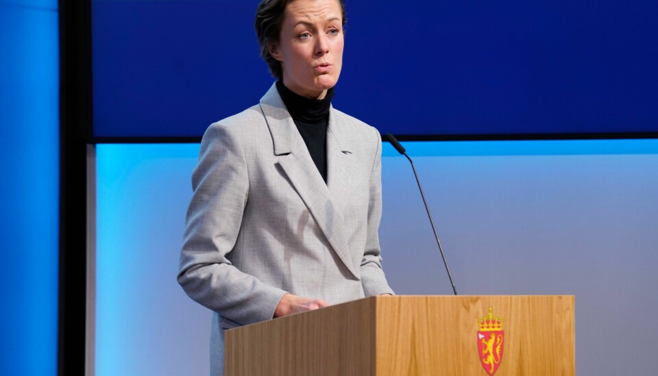 Kultur- og likestillingsminister Anette Trettebergstuen (Ap) inviterer til kulturen, idretten og frivilligheten til dialogmøte. I februar kommer en ny vurdering av tiltakene retter på kultur, idrett og andre fritidsaktiviteter. Det åpnes for opptil 200 personer på innendørs arrangementer med faste sitteplasser, sa kulturminister Anette Trettebergstuen (Ap) på regjeringens pressekonferanse torsdag. Foto: Terje Bendiksby / NTB