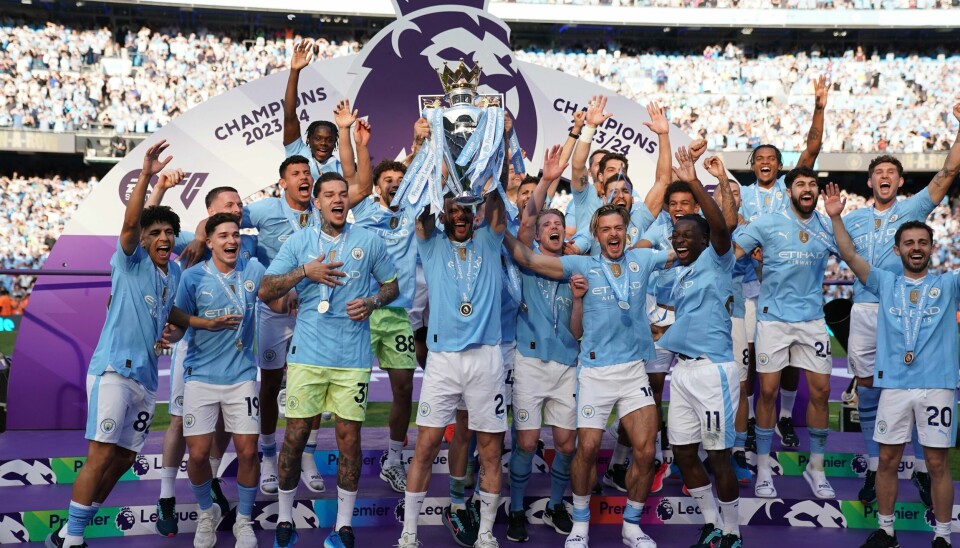 Manchester City-spillerne jublet etter at de vant Premier League forrige sesong. Tittelen kan det vise seg at de tilegnet seg på ulovlig måte. Foto: Dave Thompson / AP / NTB Manchester City-spillerne jublet etter at de vant Premier League forrige sesong. Tittelen kan det vise seg at de tilegnet seg på ulovlig måte. Foto: Dave Thompson / AP / NTB