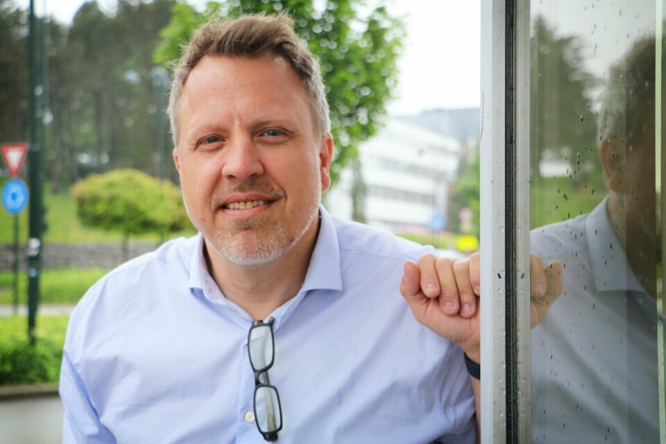 Helsesjef i Stavanger, Runar Johannessen, forstår godt hvis innbyggerne blir forvirret av alle koronaråd og -regler. Helsesjef i Stavanger, Runar Johannessen, er ikke særlig bekymret for turistene som velger å legge sommerferien hit. – Vi må opprettholde testingen og ha god testkapasitet, sier han til RA.