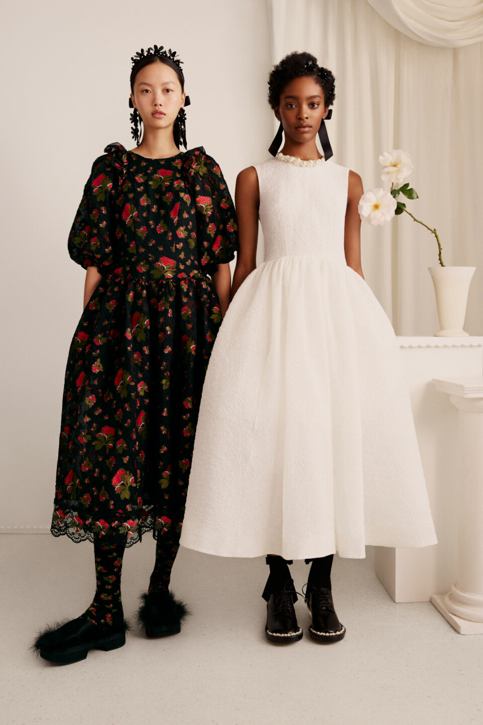 Populært samarbeid: fjorårets kolleksjon signert Simone Rocha x H&M Populært samarbeid: fjorårets kolleksjon signert Simone Rocha x H&M