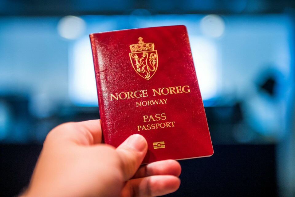 Sør-Vest politidistrikt øker pass-kapasiteten etter stor pågang. I fjor var det 50.000 innbyggere som hadde utgått pass. Sør-Vest politidistrikt øker pass-kapasiteten etter stor pågang. I fjor var det 50.000 innbyggere som hadde utgått pass.
