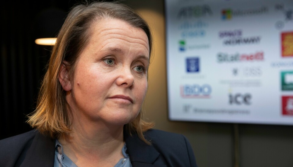 Avdelingsdirektør Bente Hoff i Nasjonal sikkerhetsmyndighet frykter at personlig informasjon om Norges innbyggere kan komme på avveie hvis ikke kontrollen av datasentre blir bedre.