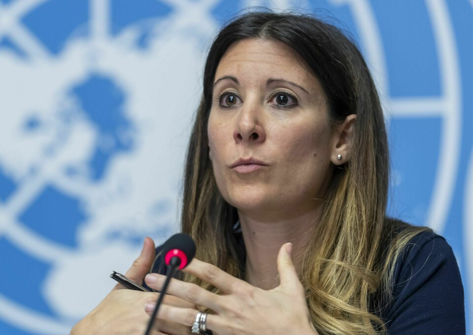 Maria Van Kerkhove er en av WHOs fremste koronaeksperter. FILE - In this Wednesday, Jan. 29, 2020 file photo, Maria van Kerkhove, head of the Outbreak Investigation Task Force for the World Health Organization speaks during a news conference at the European headquarters of the United Nations in Geneva, Switzerland. The World Health Organization on Monday Dec. 7, 2020 had an unwelcome but potentially life-saving message for the holiday season: Don't hug. Maria Van Kerkhove, WHO’s technical lead on COVID-19, said most transmission happens among people who tend to spend a lot of time together sharing meals and indoor spaces, in workplaces or homes. (Martial Trezzini/Keystone via AP, File)