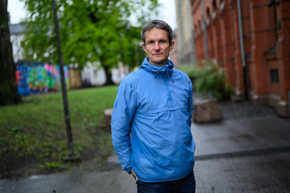 – Norge ligger over europeisk snitt for generert avfallsmengde, mens vi ligger under snittet for resirkulering av plast, påpeker Truls Gulowsen, leder i Naturvernforbundet. – Norge ligger over europeisk snitt for generert avfallsmengde, mens vi ligger under snittet for resirkulering av plast, påpeker Truls Gulowsen, leder i Naturvernforbundet.