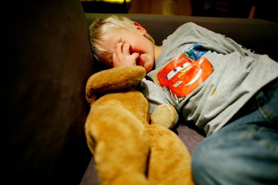 Noen av terapiformene overfor autistiske barn benytter belønning og straff – som eksempelvis å bli fratatt yndlingskosedyret sitt. Slik behandling må forbys, mener artikkelforfatterne. Iliustrasjonsfoto