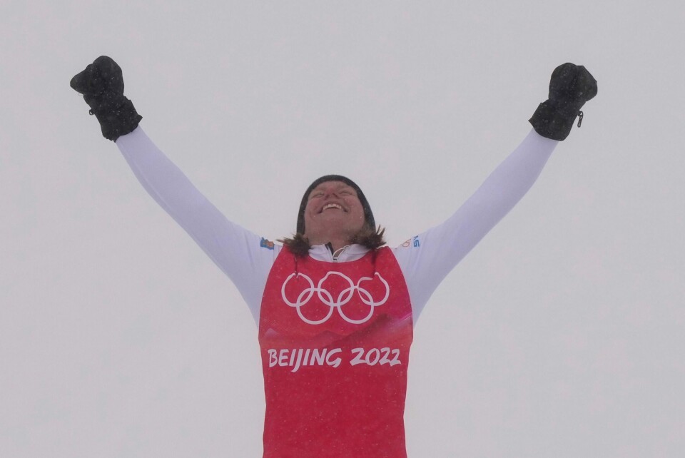 Sandra Näslund jubler etter å ha mestret sitt tunge favorittpress og tatt gull i skicross. Sandra Näslund jubler etter å ha mestret sitt tunge favorittpress og tatt gull i skicross. Foto: Francisco Seco, AP / NTB