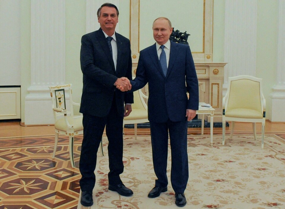 Både Argentinas president og Brasils Jair Bolsonaro (til venstre på bildet), har vært på besøk hos Russlands president Vladimir Putin i Moskva den siste tiden. Både Argentinas president og Brasils Jair Bolsonaro (til venstre på bildet), har vært på besøk hos Russlands president Vladimir Putin i Moskva den siste tiden.