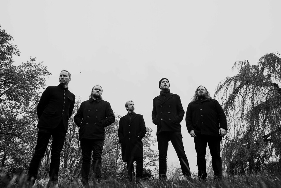 Skambankt teller til «Ti» på så mange vis på sitt nye album. Skambankt