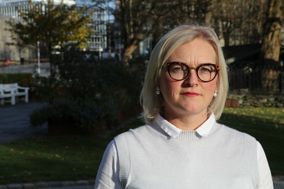 Regiondirektør i NHO Rogaland, Tone Grindland, er glad for at regjeringen har lagt fram en strømpakke til bedrifter, men frykter at ordningen ikke treffer alle. Regiondirektør i NHO Rogaland, Tone Grindland, er glad for at regjeringen har lagt fram en gjenåpningsplan. – Det er befriende å snakke om en gjenåpningsplan, men vi i NHO er fortsatt håpefulle hva gjelder framdriften, sier hun.