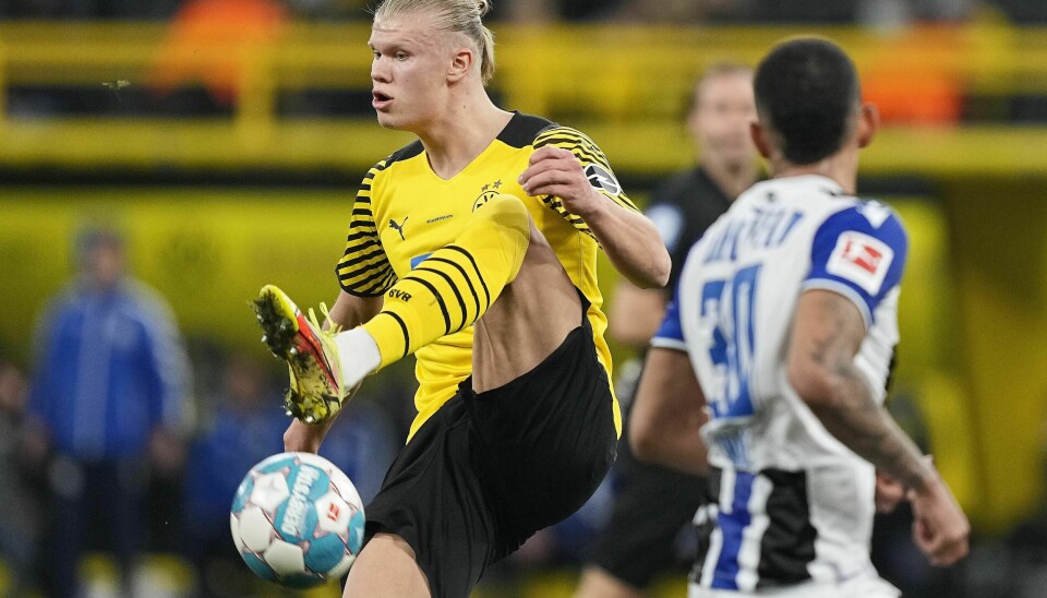 Erling Braut Haaland var søndag aksjon for Borussia Dortmund for første gang siden januar. Foto: Martin Meissner / AP / NTB Erling Braut Haaland var søndag aksjon for Borussia Dortmund for første gang siden januar. Foto: Martin Meissner / AP / NTB