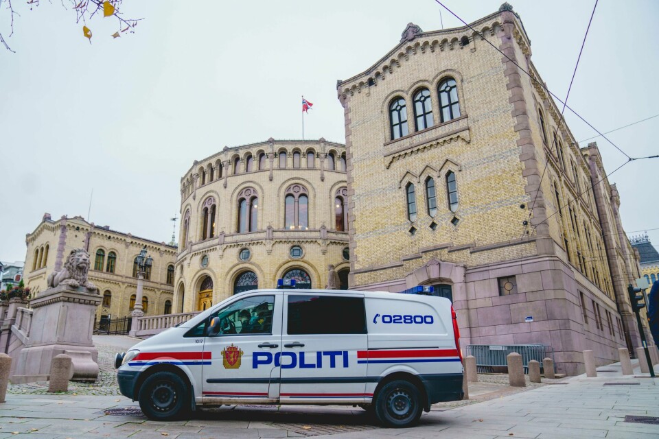 Beredskap har vært et viktig og sentralt tema i politisk debatt i Norge i over ti år. Politi utenfor Stortinget i Oslo.