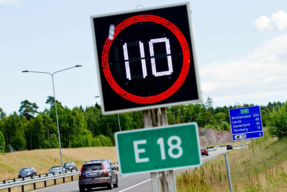 Først 13. juni 2014 fikk Norge veier med fartsgrense 110 kilometer i timen. Strekningen Kopstad-Gulli på E18 i Vestfold var én av fire strekninger med så høy fartsgrense fra den datoen. På det tidspunktet var det Frp som hadde samferdselsministeren. Først 13. juni 2014 fikk Norge veier med fartsgrense 110 kilometer i timen. Strekningen Kopstad-Gulli på E18 i Vestfold var én av fire strekninger med så høy fartsgrense fra den datoen. På det tidspunktet var det Frp som hadde samferdselsministeren.