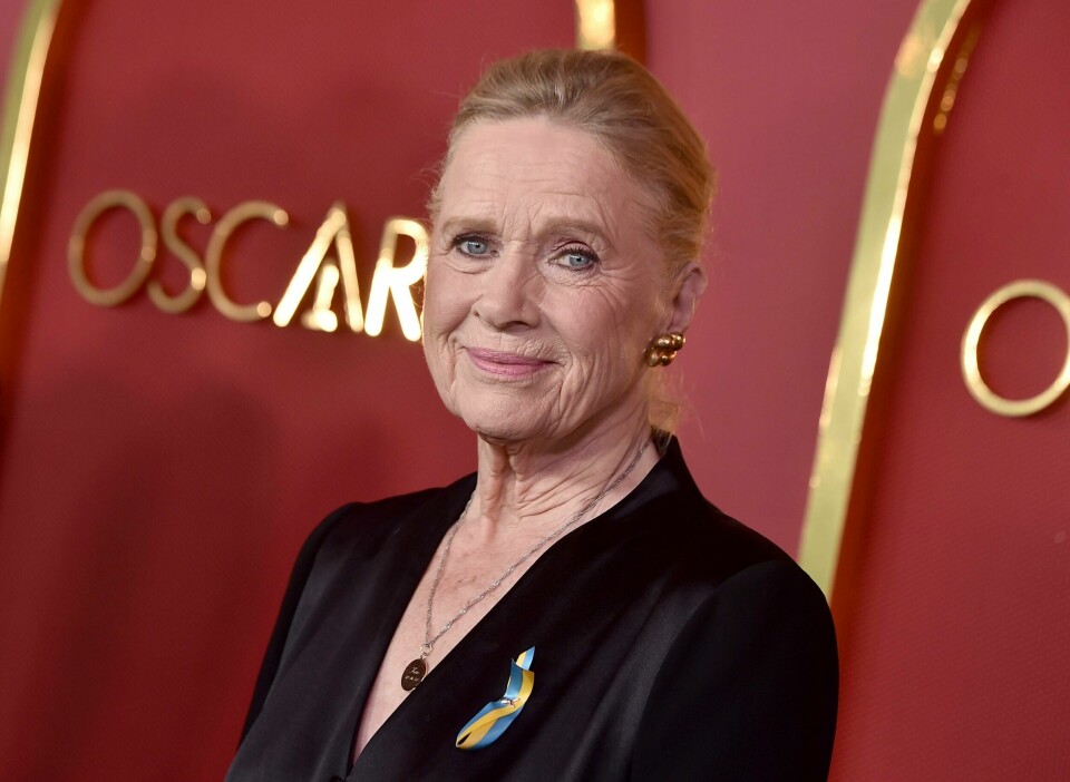 Liv Ullmann arrives at the Governors Awards on Friday, March 25, 2022, at the Dolby Ballroom in Los Angeles. (Photo by Jordan Strauss/Invision/AP) Liv Ullmann ankommer fredag prisutdelingen av Æres-Oscaren på Dolby Ballroom i Hollywood. Foto: Jordan Strauss / AP / NTB