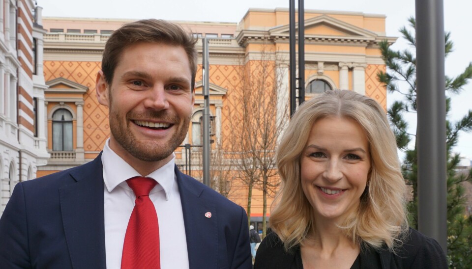 «Med praktiske, politiske grep, kan vi forebygge en mulig sjåførkrise i Norge.» skriver Arbeiderpartipolitikerne Nils Kristen Sandtrøen og Elise Waagen. «Med praktiske, politiske grep, kan vi forebygge en mulig sjåførkrise i Norge.» skriver Arbeiderpartipolitikerne Nils Kristen Sandtrøen og Elise Waagen.
