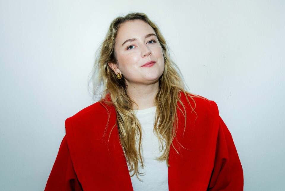Emilie Teige Skrattegård (30) er programleder for en ny pornoserie som kommer på NRK i slutten av april. Emilie Teige Skrattegård (30) er programleder for en ny pornoserie som kommer på NRK i slutten av april.