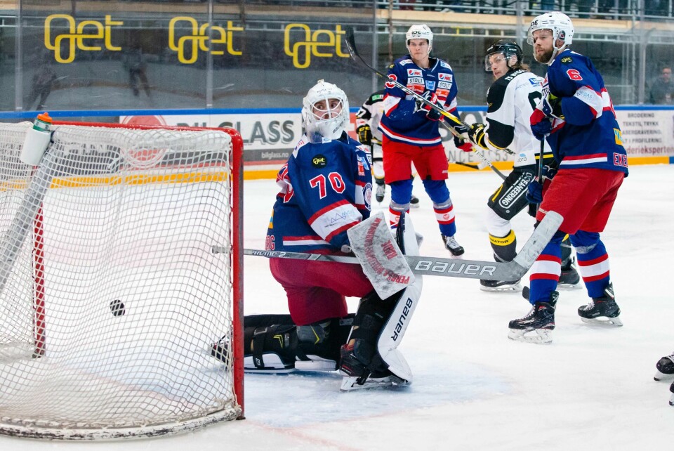 Steffen Søberg i aksjon for Vålerenga. Spesielt i grunnserien var burvokteren i storform for Roy Johansen og co. Foto: Audun Braastad / NTB scanpix