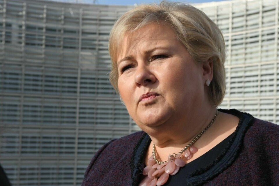 Statsminister Erna Solberg i Brussel, med EU-kommisjonens hovedkvarter Berlaymont i bakgrunnen. Bildet ble tatt i fjor høst. Foto: Johan Falnes / NTB scanpix