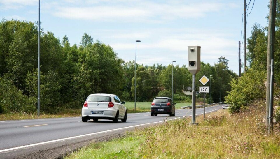 Det er særlig på de mest trafikkerte veiene at risikoen for å havne i et trafikkuhell er størst i påsken. Her fra riksvei 120 i Moss.