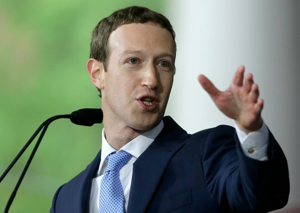Facebook-gründer Mark Zuckerberg håper andre kan la seg inspirere av søvnboksen. Foto: Steven Senne/AP/NTB scanpix