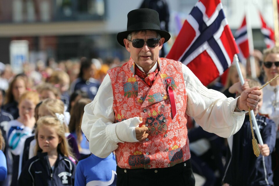 FOLKETOGET: En tradisjon under 17. mai-feiringen i Fredrikstad. Her fra fjorårets folketog.