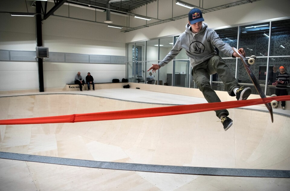 Mats Hatlem (16) åpnet Oslo Skatehall. Mats Hatlem (16) åpnet Oslo Skatehall.