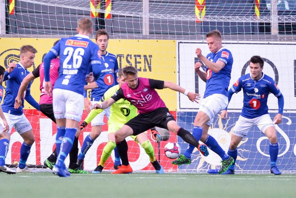 Ivan Näsberg rydder opp i forsvaret mot Ranheim.