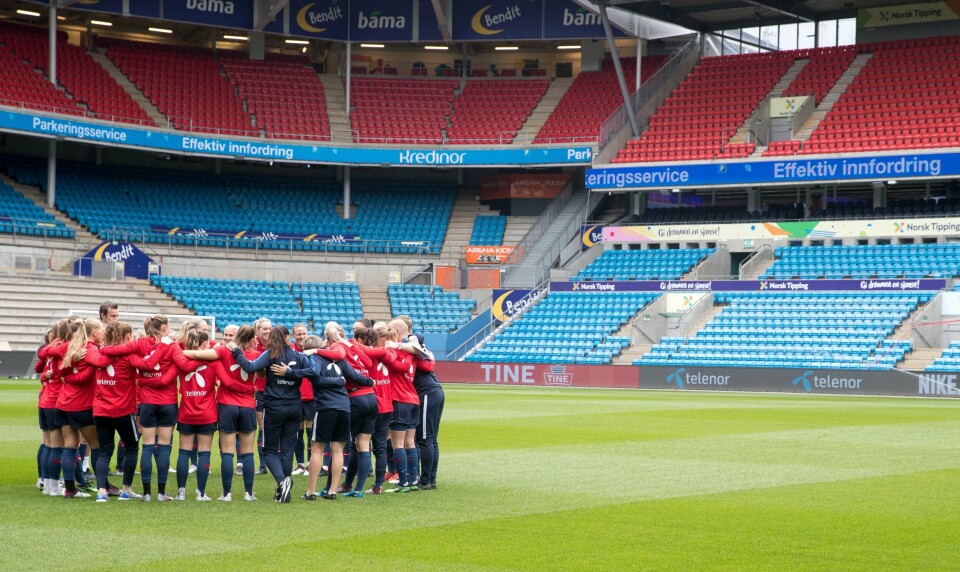 Fotballjentene på Ullevaal torsdag.