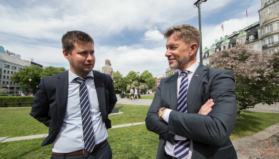 Både Geir Pollestad (Sp) og Terje Lien Aasland (Ap) reagerer.