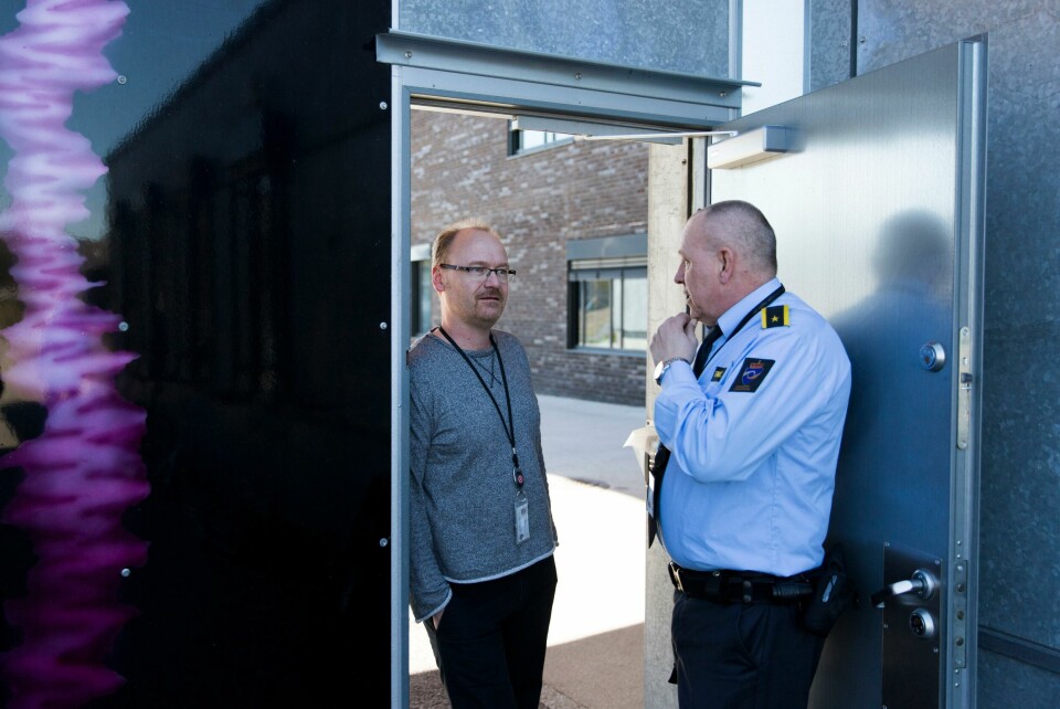 INNHOLD: Ørjan Fallmo, nestleder (t.h.) og Jørgen Stavang Andersen, leder i NFF Halden fengsel, er mest opptatt av at det finnes nok stillinger til å gi soningen et godt innhold. Halden fengsel, 12.4.2019.�rjan Fallmo, nestleder (t.h.) og J�rgen Stavang Andersen, leder NFF Halden fengsel