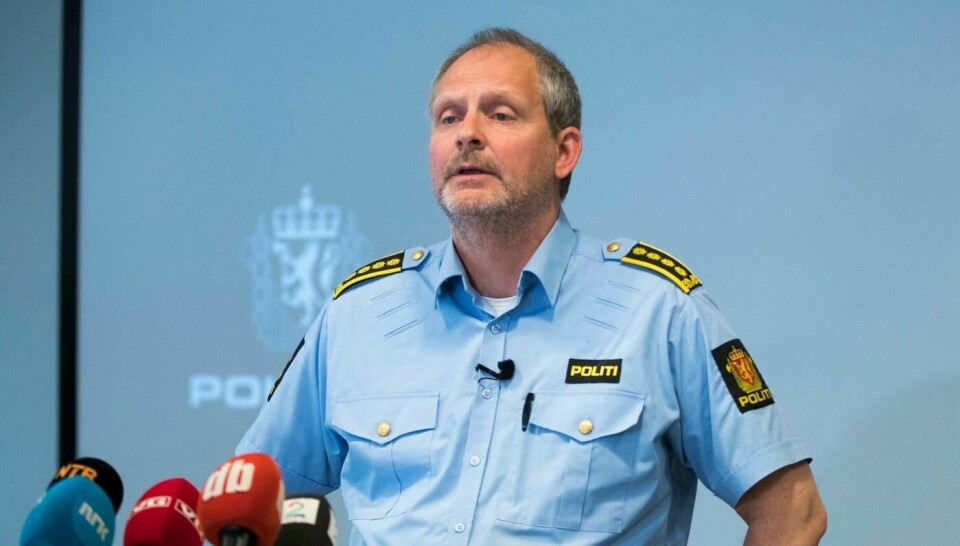 Politiet og politiinspektør Tommy Brøske holder pressebrief i forbindelse med forsvinningssaken av Anne-Elisabeth Hagen.