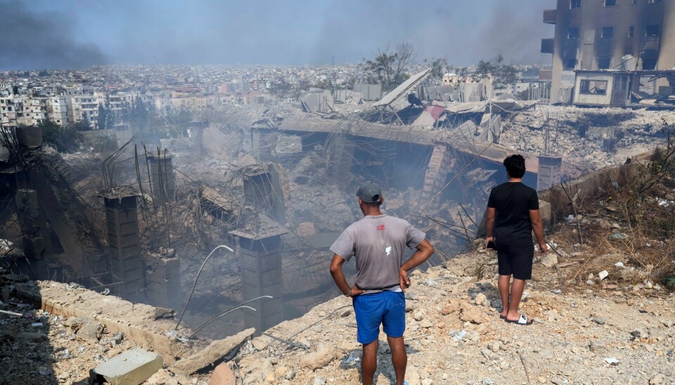 Massive ødeleggelser etter israelske flyangrep i Choueifat, sørøst for Beirut, lørdag. Massive ødeleggelser etter israelske flyangrep i Choueifat, sørøst for Beirut, lørdag. Foto: Hussein Malla / AP / NTB