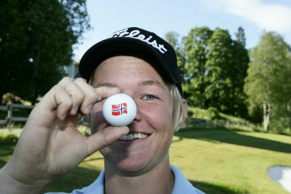 Aksel Olsen har fått proffstatus og blitt tatt opp i Team Norways proffsatsing. Unggutten fra Stavanger debuterer som proff i august. Foto: Norges Golfforbund.