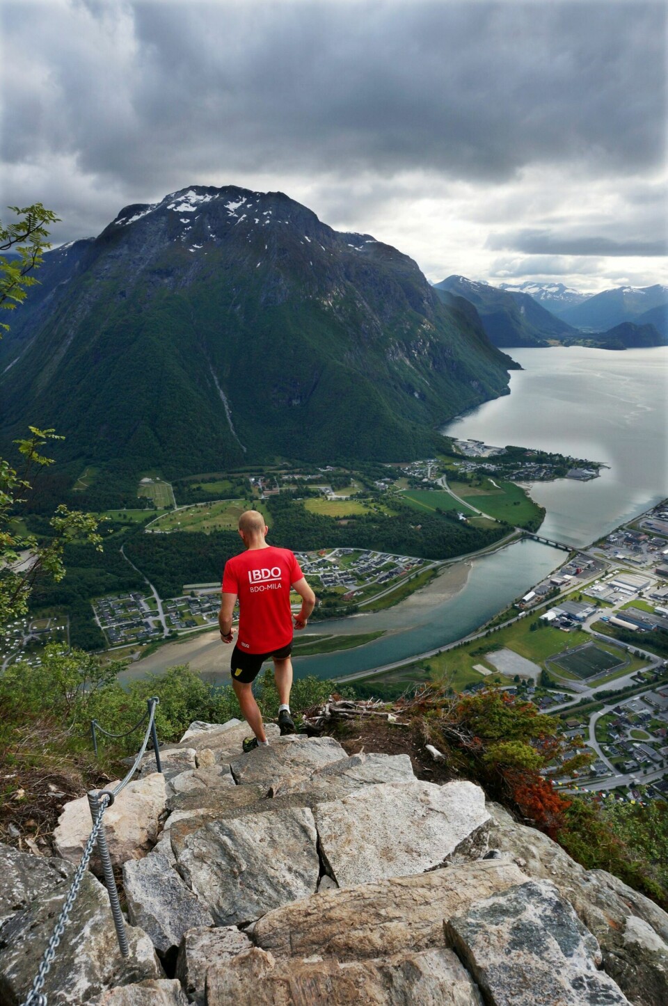 Romsdalstrappa på Nesaksla i Åndalsnes er et eksempel på at bruk av spenstig arkitektur og tilrettelegging er bra for både turgåere og naturen.