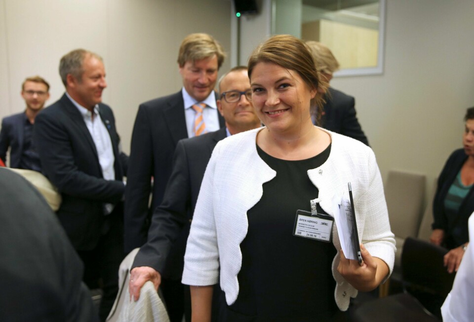 BET FRA SEG: Forsvarskommunene i Troms har gått hardt ut mot langtidsplanen for Forsvaret. Her er fylkesrådleder i Troms Cecilie Myrseth under den åpne høringen i Stortingets utenriks- og forsvarskomité onsdag. FOTO: VIDAR RUUD/NTB SCANPIX