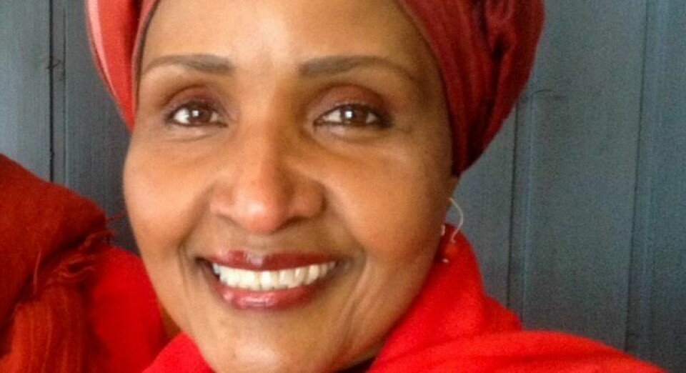 Safia Abdi Haase fra Halden invitert til hagefest i Slottsparken.