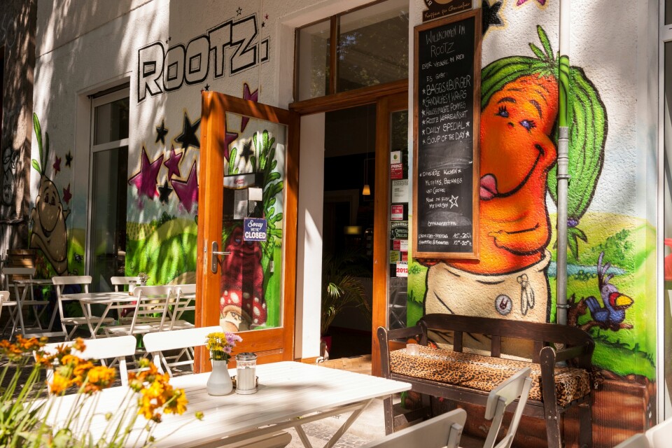 Rootz er en av 43 restauranter som har spesialisert seg på veganmat i Berlin. FOTO: RESTAURANTEN/PHILIP KOSHEL Rootz er en av 43 restauranter som har spesialisert seg på veganmat i Berlin. FOTO: RESTAURANTEN/PHILIP KOSHEL