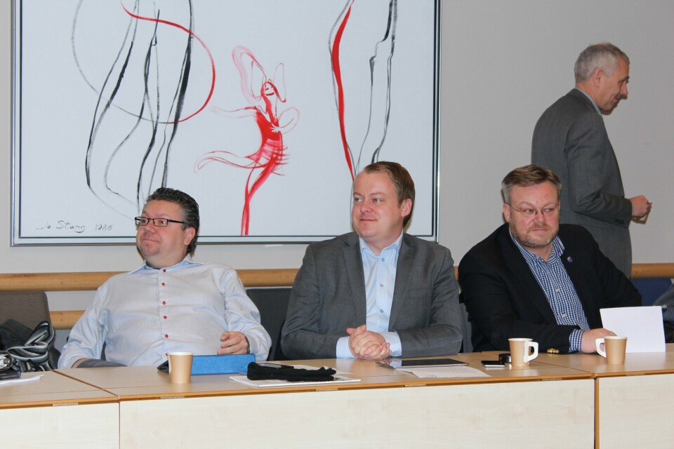 DEBATTSKRIBENTER: Ulf Leirstein (til venstre) og Erlend Wiborg, begge stortingsrepresentanter for Østfold Frp. (ARKIVFOTO)