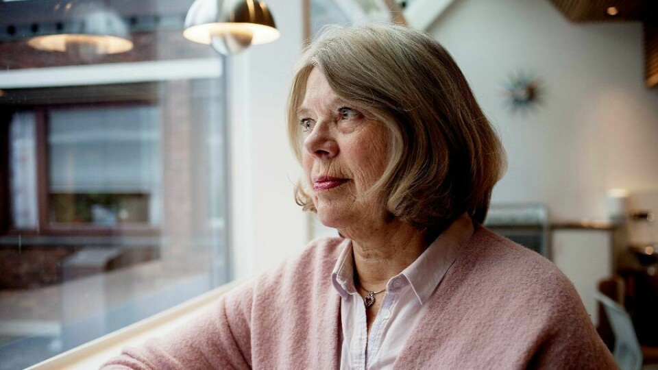 Unni Bjelland mener det er urimelig at hun taper pensjonspenger å jobbe lenger enn det som er forventet. – Det vil føre til at flere velger å slutte i jobben tidlig, sier hun.