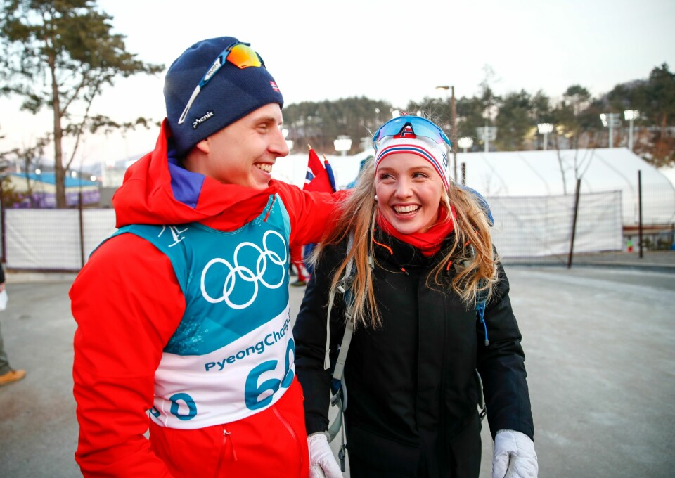 Simen sammen md kjæresten Kristine Ringsjø Tufte etter fredagens 15 kilometer. Simen sammen md kjæresten Kristine Ringsjø Tufte etter fredagens 15 kilometer.