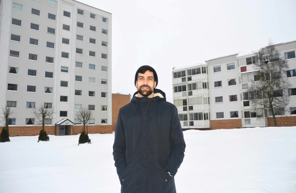 Årets beste skjønnlitterære debutant, Zeshan Shakar (35), vokste selv opp i en av blokkene i Tante Ulrikkes vei på Stovner i Groruddalen i Oslo. De har gitt navn til debutromanen hans, om Mo og Jamals oppvekst samme sted.