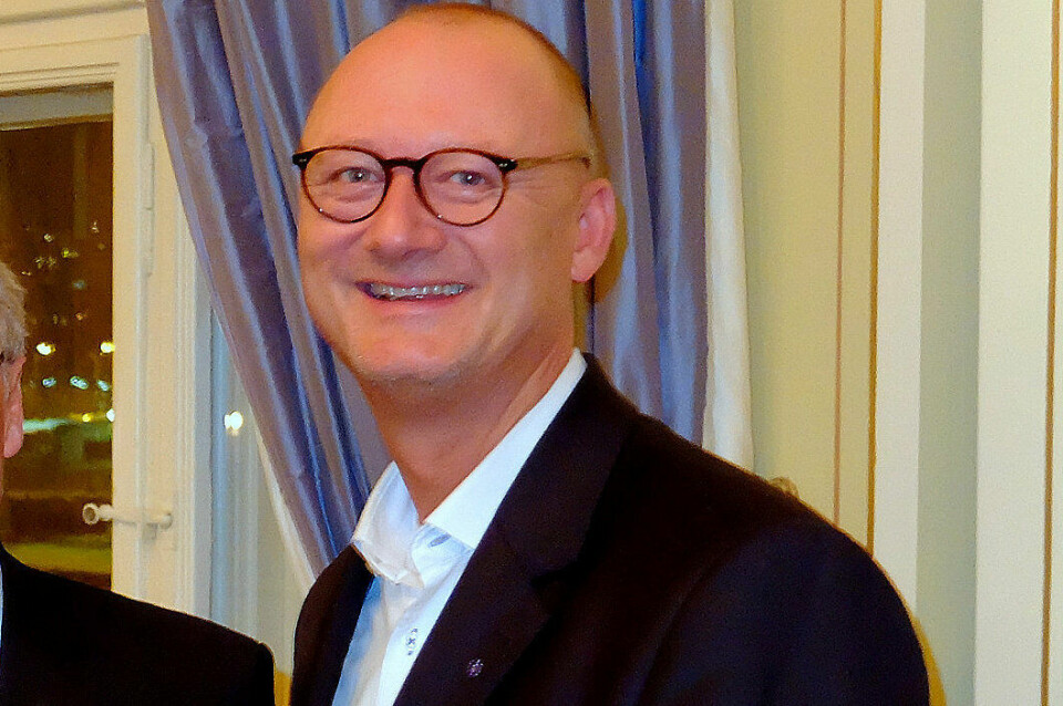 Hans Petter Tonum er leder i Næringsforeningen i drammensregionen (tidligere Drammen Næringsklivsforening) og samtidig sekretær og daglig leder i St. Olavs Klub. Begge holder til i Børsgården. Her fotografert ved en tidligere anledning i Børsen. Foto: Næringsforeningen i drammensregionen Hans Petter Tonum er leder i Næringsforeningen i drammensregionen (tidligere Drammen Næringsklivsforening) og samtidig sekretær og daglig leder i St. Olavs Klub. Begge holder til i Børsgården. Her fotografert ved en tidligere anledning i Børsen. Foto: Næringsforeningen i drammensregionen