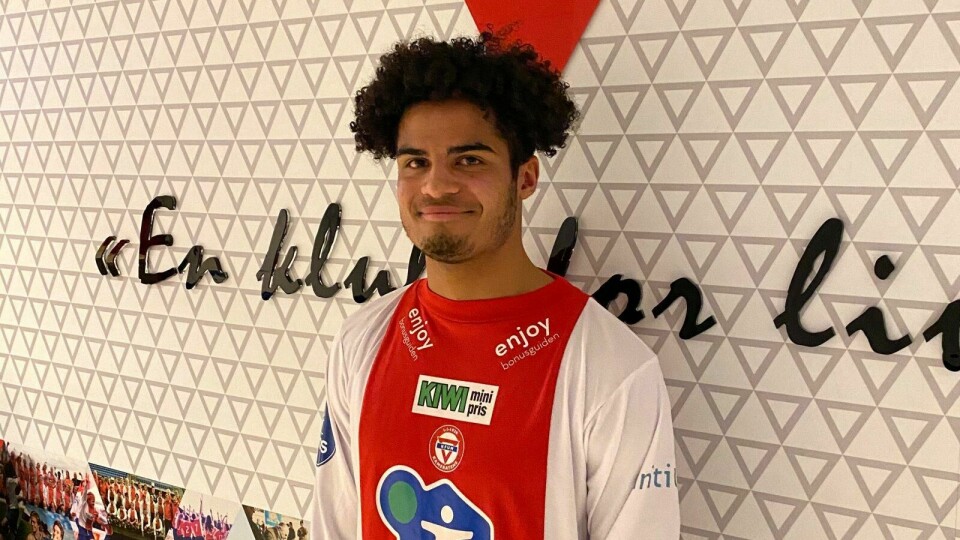 Midtstopper Aaron Kiil Olsen er KFUM Oslos første signering i det nye året. Midtstopper Aaron Kiil Olsen er KFUM Oslos første signering i det nye året.